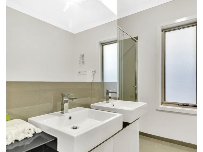3 Kilwarrie St, Wollert VIC 3750