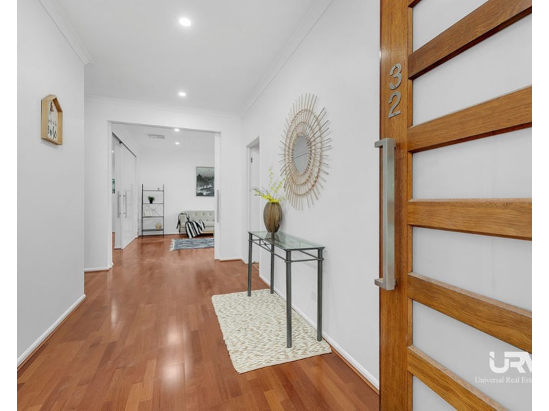 32 Ben Loman Circuit, Craigieburn VIC 3064