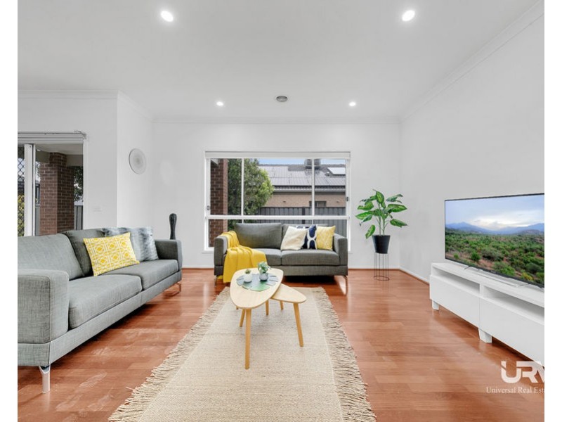 32 Ben Loman Circuit, Craigieburn VIC 3064