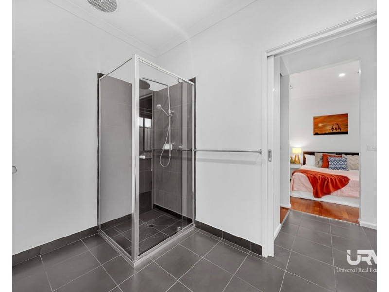 32 Ben Loman Circuit, Craigieburn VIC 3064