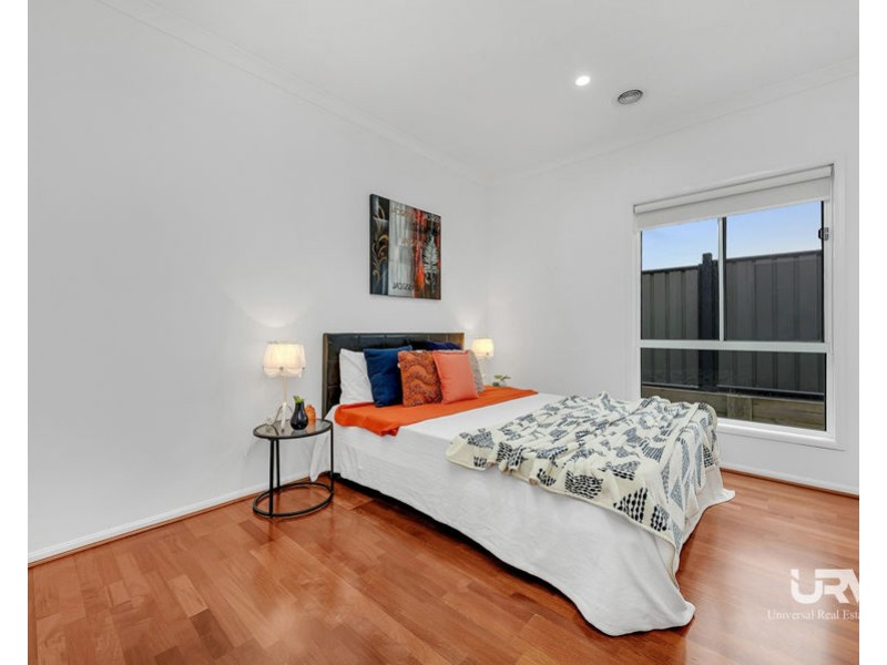 32 Ben Loman Circuit, Craigieburn VIC 3064