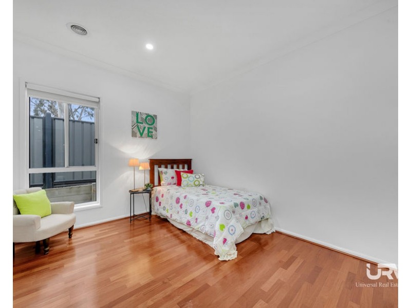 32 Ben Loman Circuit, Craigieburn VIC 3064