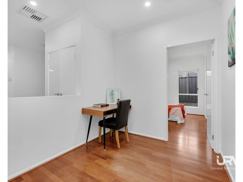 32 Ben Loman Circuit, Craigieburn VIC 3064