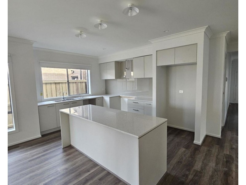 23 Yarding Street, Donnybrook VIC 3064