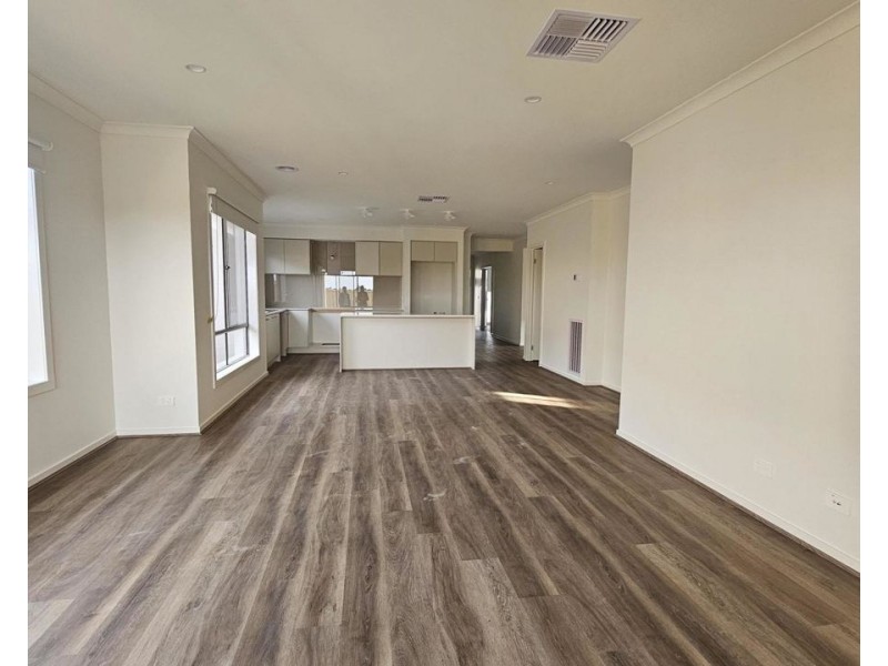 23 Yarding Street, Donnybrook VIC 3064