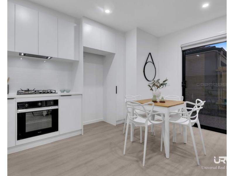 32 Hockley Avenue, Mickleham VIC 3064