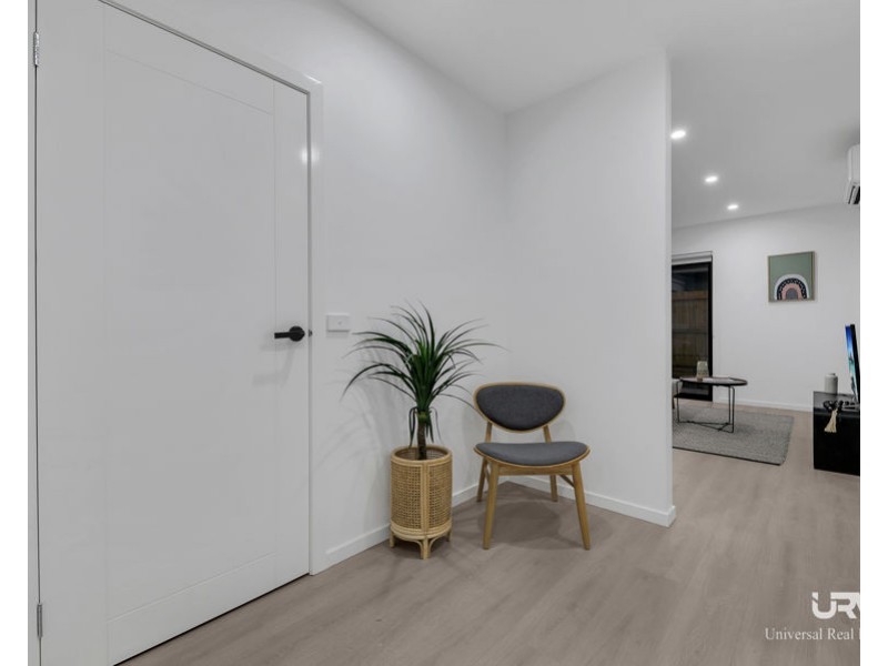 32 Hockley Avenue, Mickleham VIC 3064