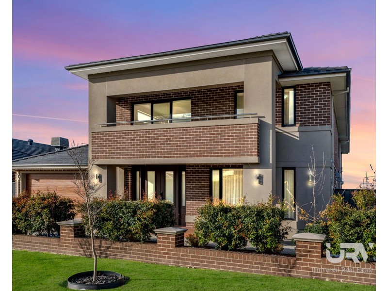4 Clopton Rise, Craigieburn VIC 3064