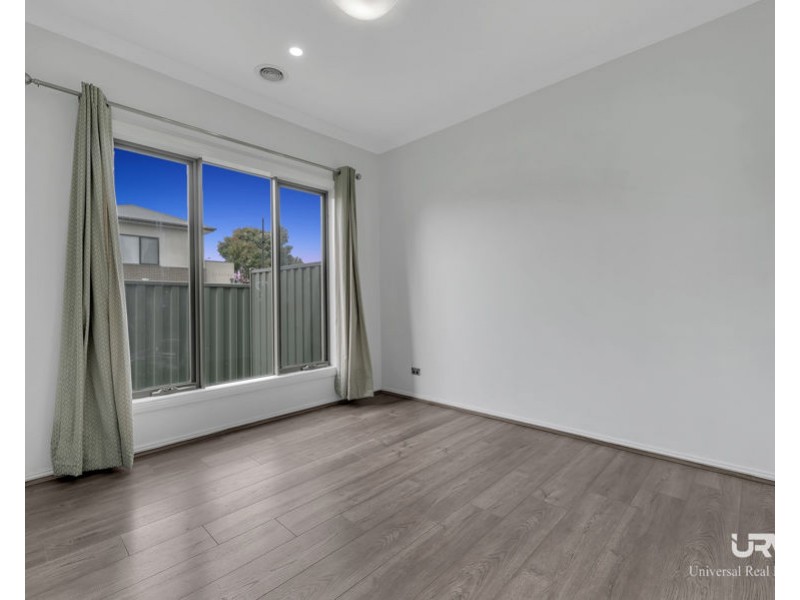 6 Dashing Road, Craigieburn VIC 3064