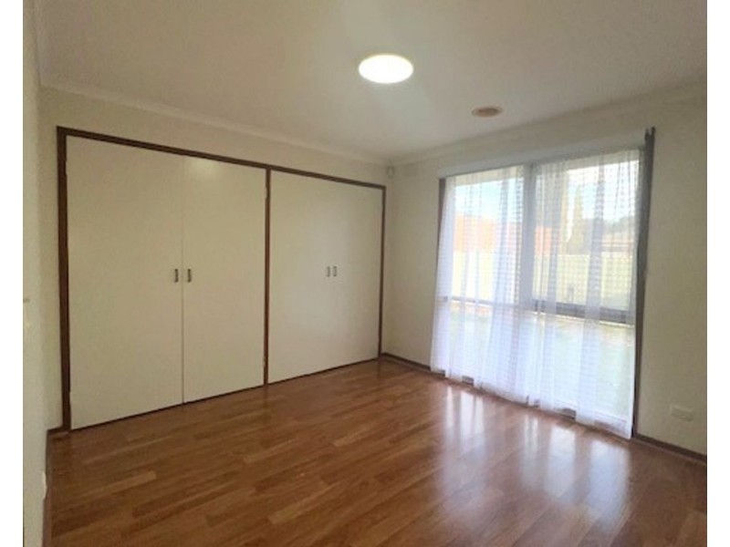 98 Hanson Road, Craigieburn VIC 3064