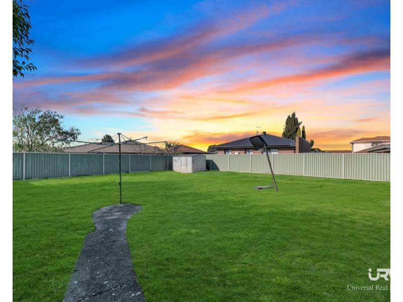 98 Hanson Road, Craigieburn VIC 3064