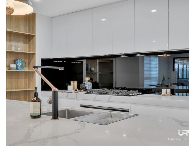 9 Rouge Way, Craigieburn VIC 3064