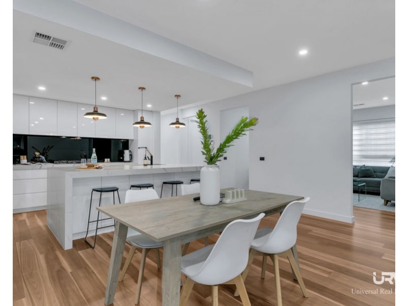 9 Rouge Way, Craigieburn VIC 3064