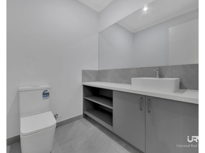 29 Huntingtower Avenue, Mickleham VIC 3064