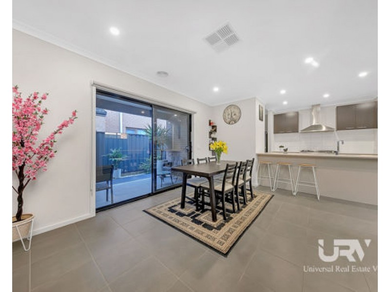 6 Geyser Street, Craigieburn VIC 3064