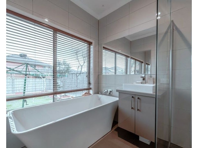 5 Northstead Way, Craigieburn VIC 3064