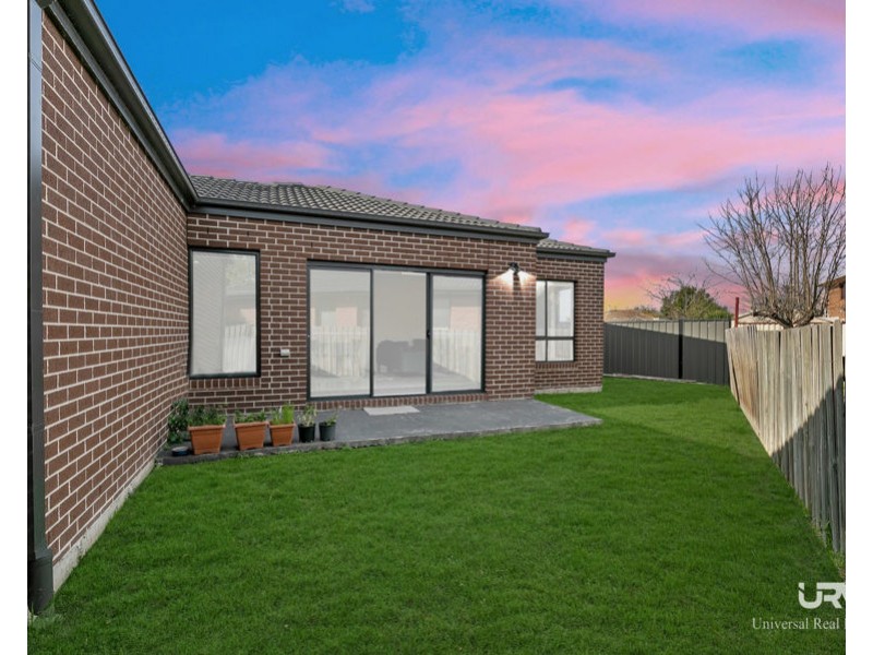 2/3 St Austell Court, Craigieburn VIC 3064
