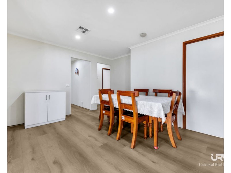 51 Northleigh Avenue, Craigieburn VIC 3064