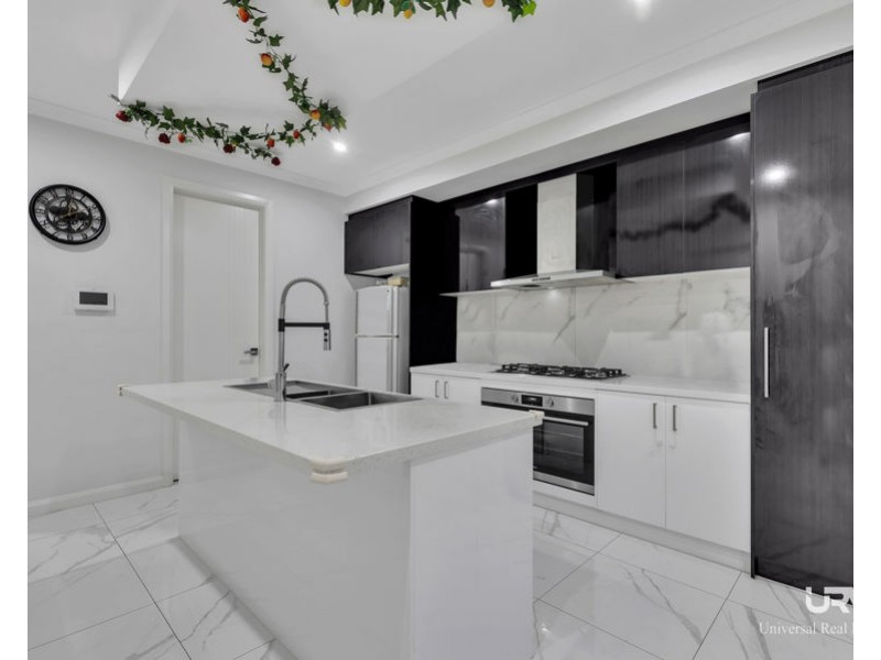 24 Akram Way, Rockbank VIC 3335