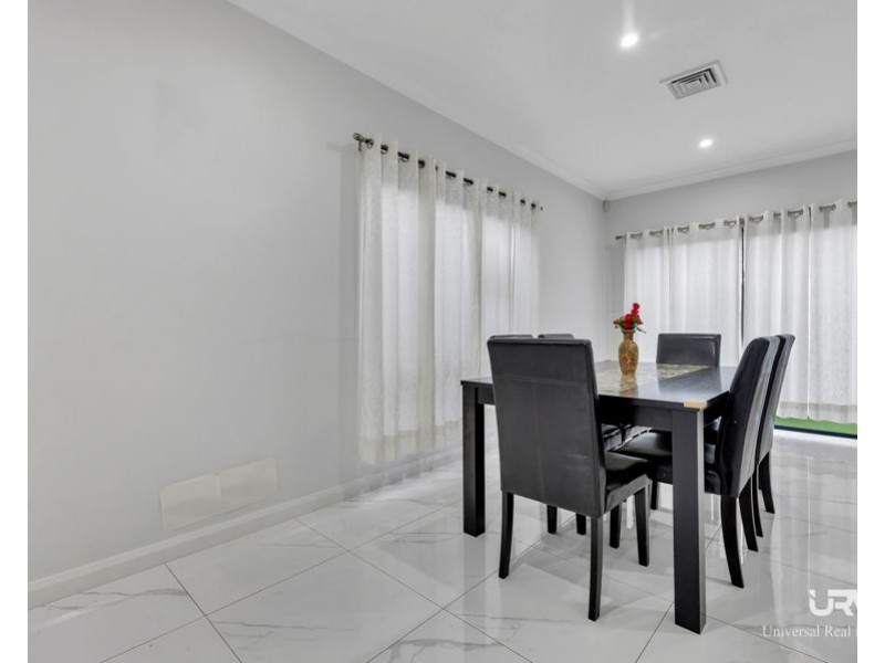 24 Akram Way, Rockbank VIC 3335