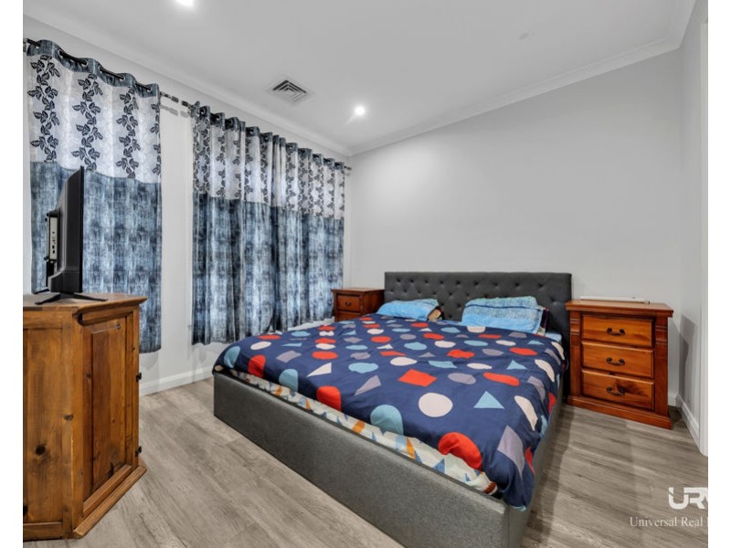 24 Akram Way, Rockbank VIC 3335