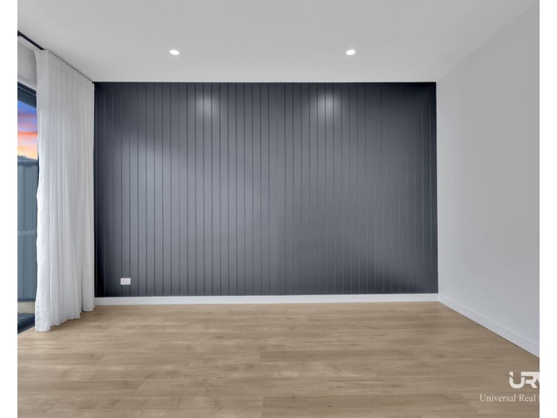 6 Wallowa Street, Mickleham VIC 3064