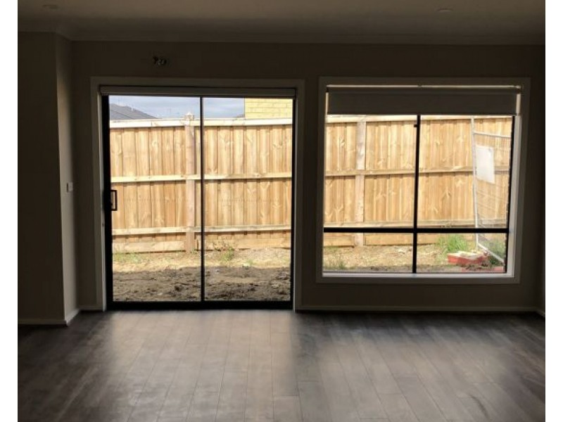 28 Colwood Avenue, Mickleham VIC 3064