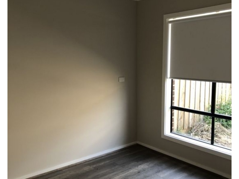 28 Colwood Avenue, Mickleham VIC 3064