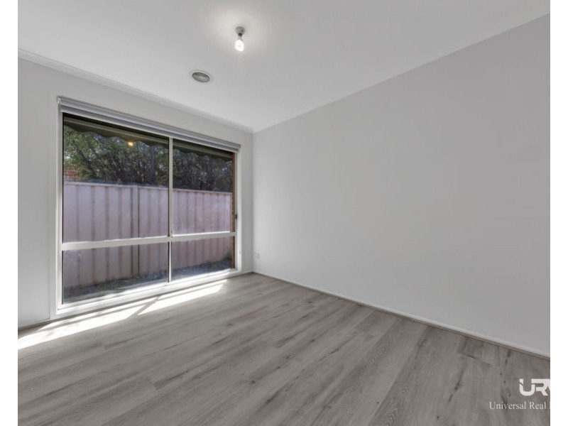 42 Emerald Circuit, Craigieburn VIC 3064