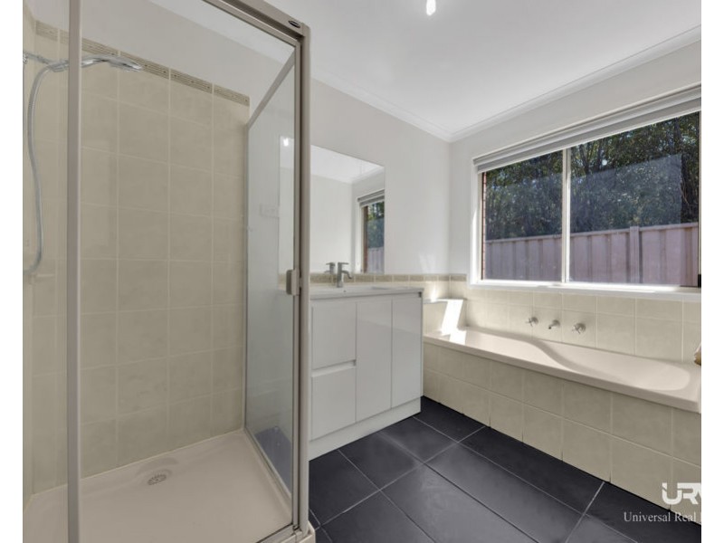 42 Emerald Circuit, Craigieburn VIC 3064