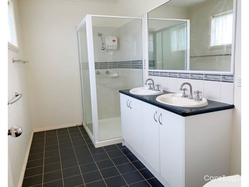 1 Kapalua Place, Craigieburn VIC 3064