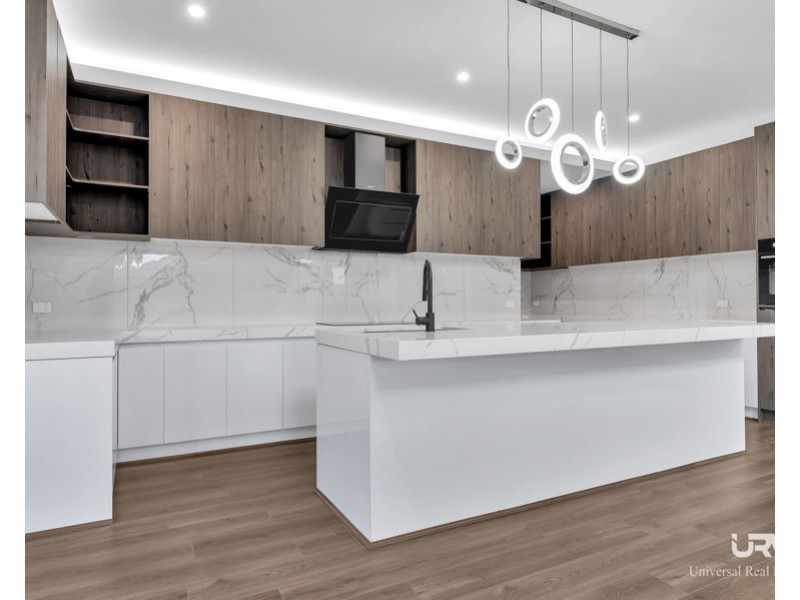 20 Chevery Street, Mickleham VIC 3064