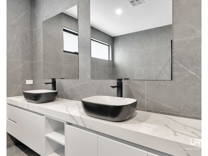 20 Chevery Street, Mickleham VIC 3064