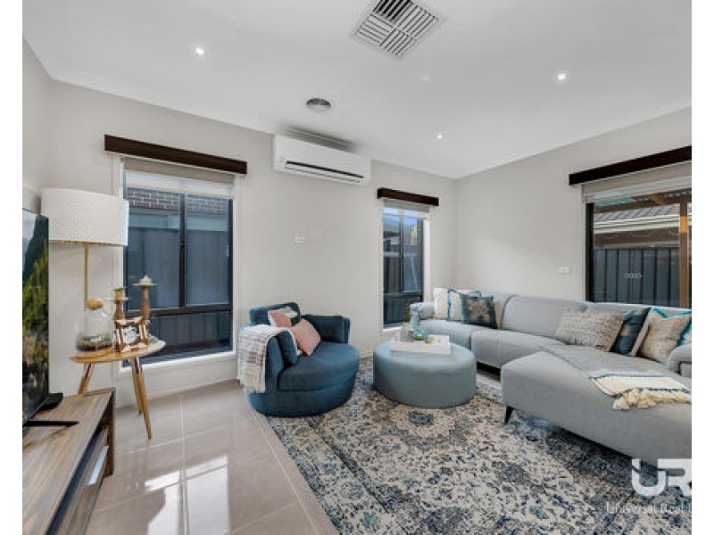 20 Viewmont Avenue, Craigieburn VIC 3064