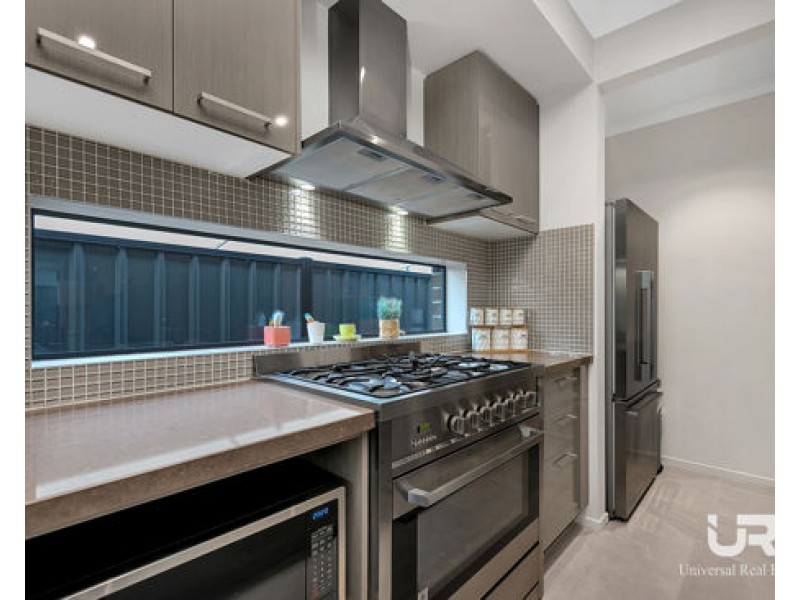 20 Viewmont Avenue, Craigieburn VIC 3064