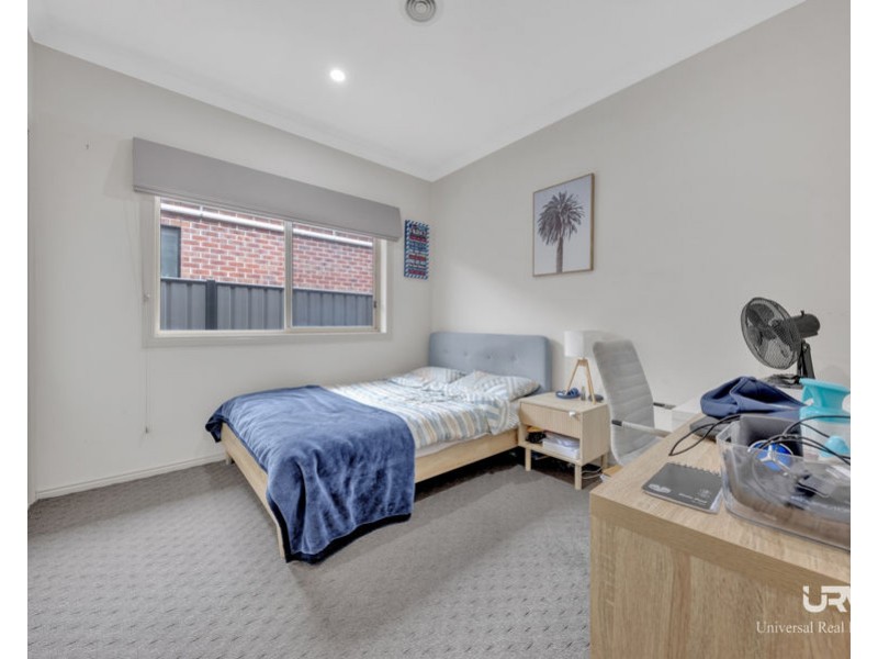 5 Rosleigh Drive, Craigieburn VIC 3064