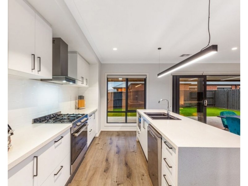 24 Ram Circuit, Wallan VIC 3756