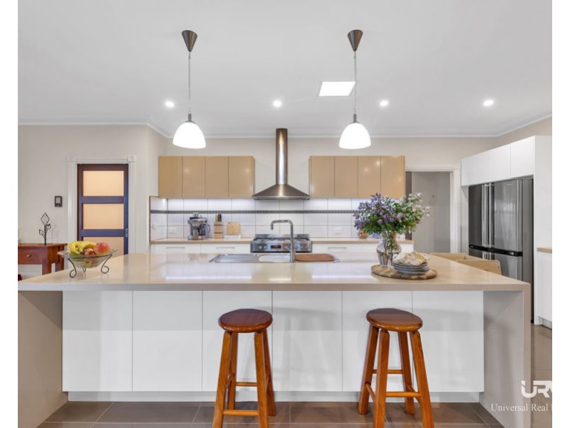 25 Excelsior Heights, Craigieburn VIC 3064