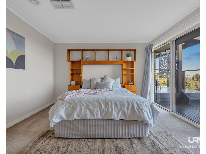 25 Excelsior Heights, Craigieburn VIC 3064