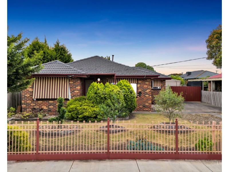 52 Langdon Crescent, Craigieburn VIC 3064