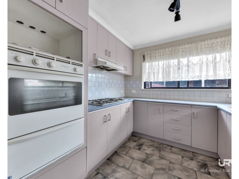 52 Langdon Crescent, Craigieburn VIC 3064
