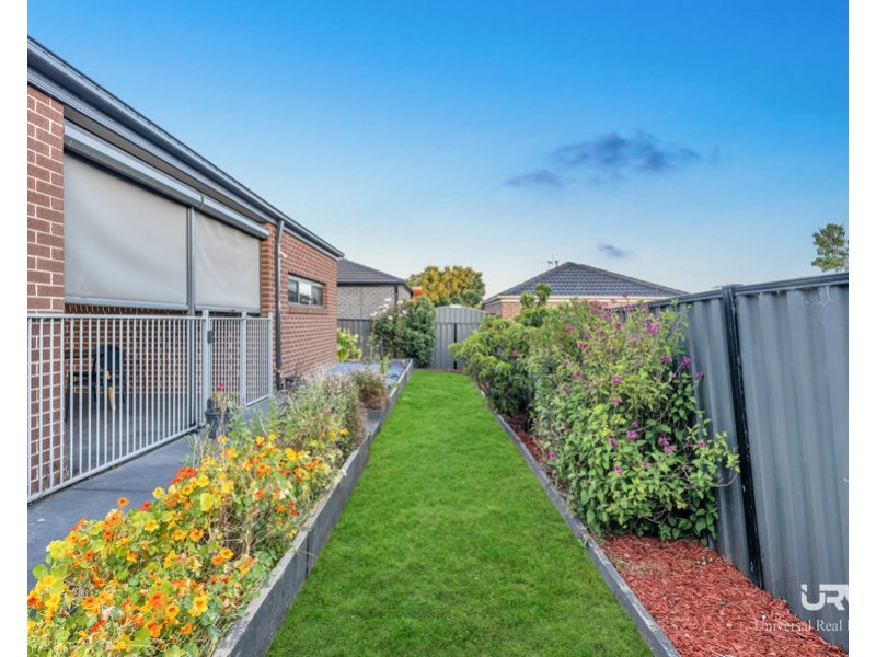 13 Candlebark Drive, Greenvale VIC 3059