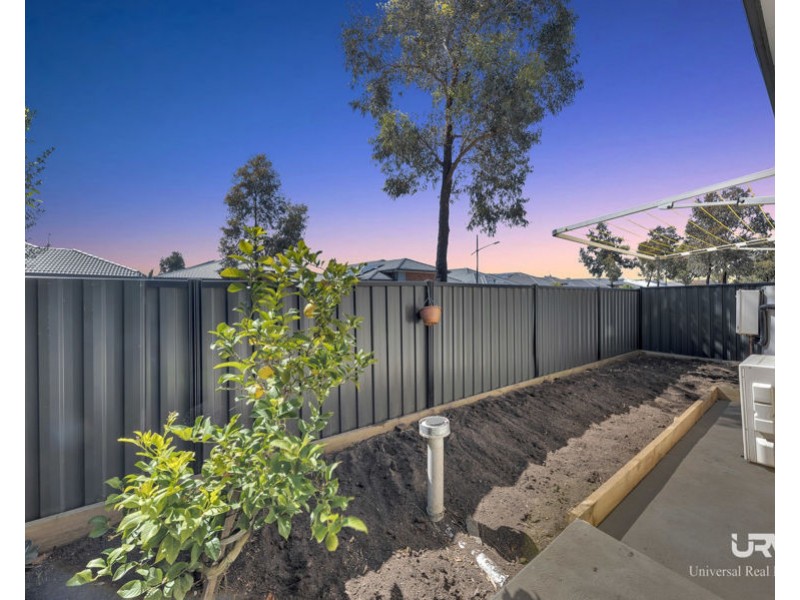 1 Vivid Way, Craigieburn VIC 3064