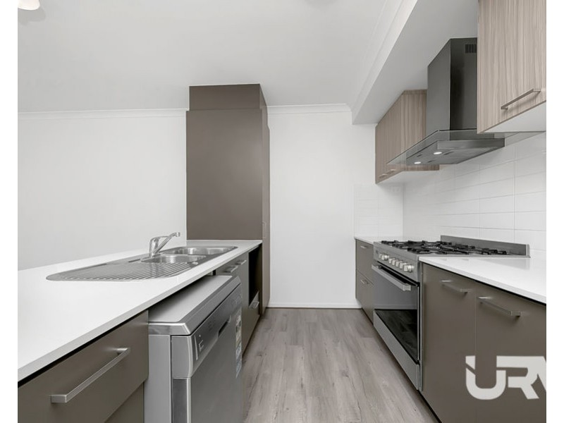 21 Brossard Road, Mickleham VIC 3064