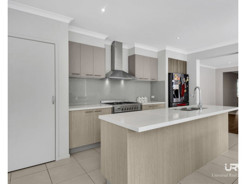 12 Boyce Boulevard, Mernda VIC 3754