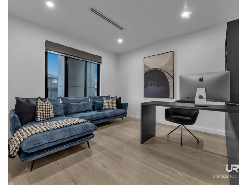 39 Sustainable Drive, Craigieburn VIC 3064