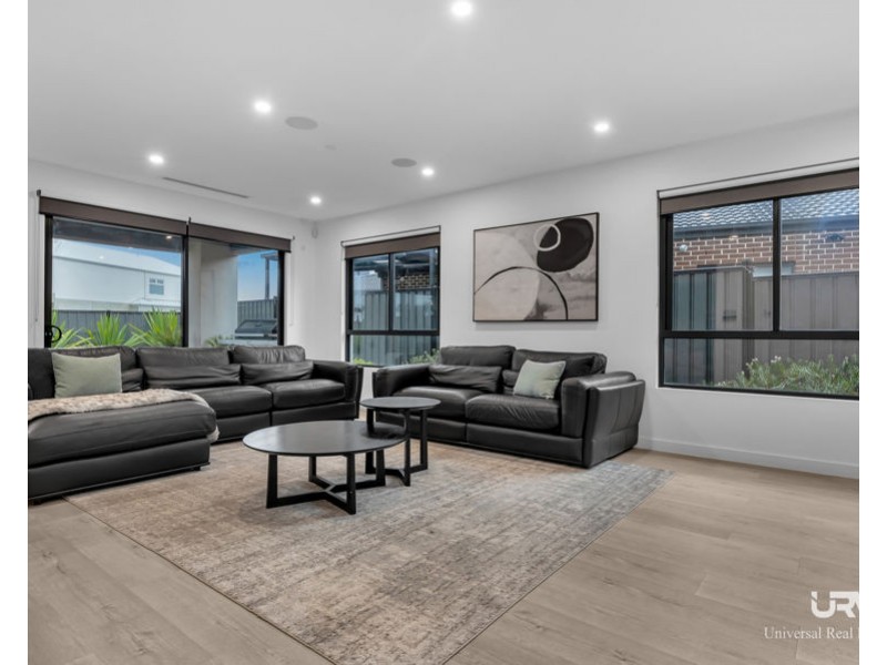 39 Sustainable Drive, Craigieburn VIC 3064