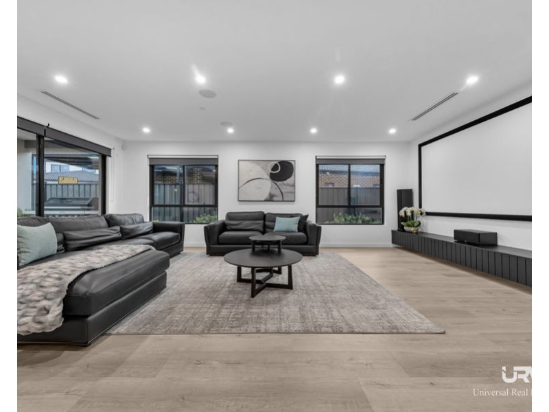 39 Sustainable Drive, Craigieburn VIC 3064