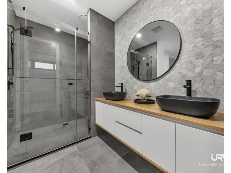 39 Sustainable Drive, Craigieburn VIC 3064