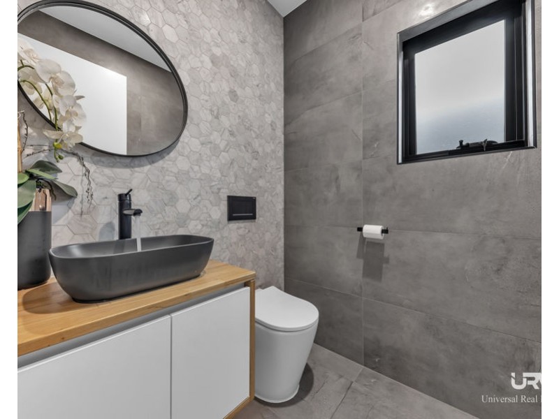 39 Sustainable Drive, Craigieburn VIC 3064